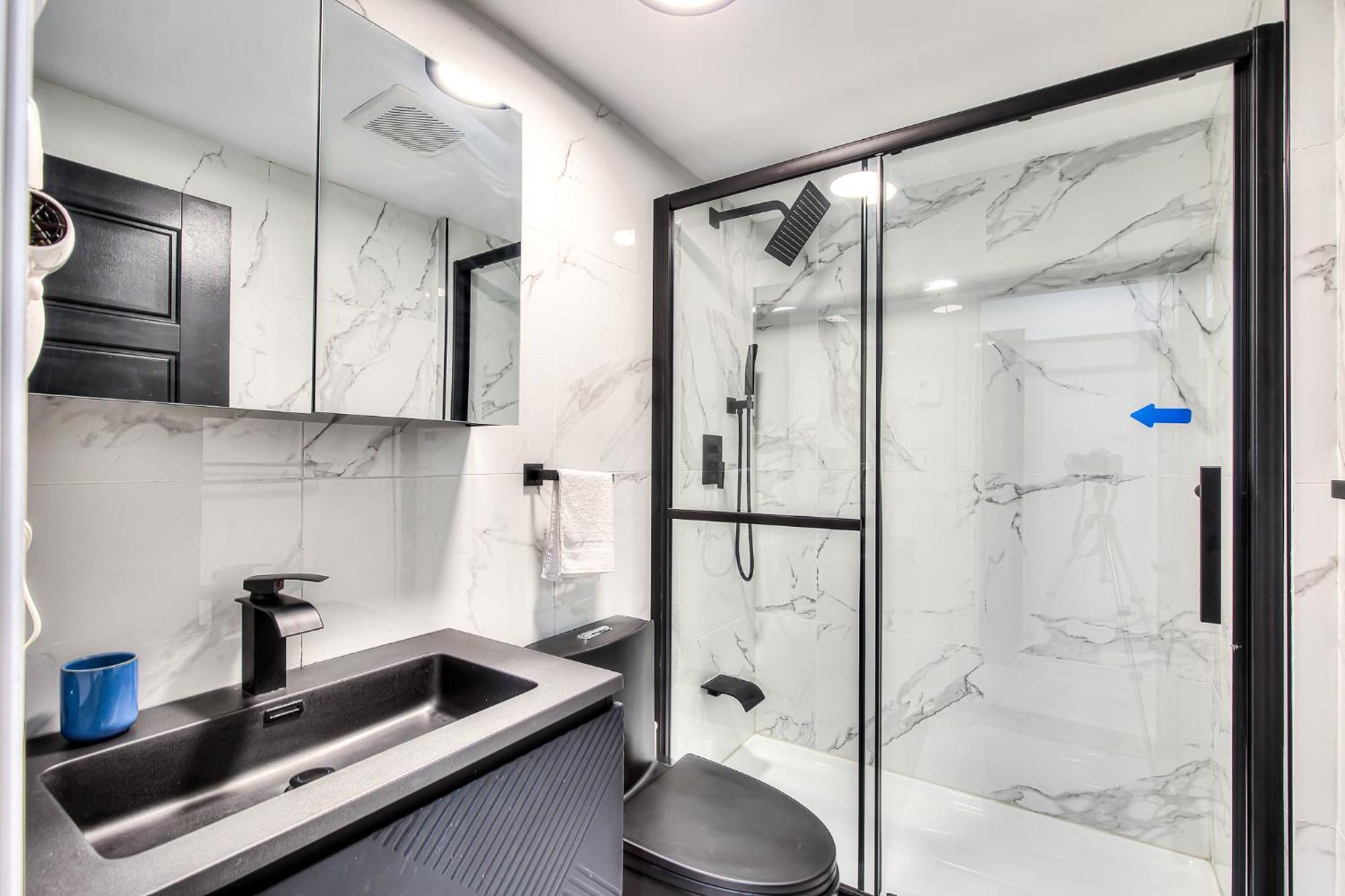 Ndg Dreams! New & Modern 3Br Easy City Life มอนทรีอัล ภายนอก รูปภาพ