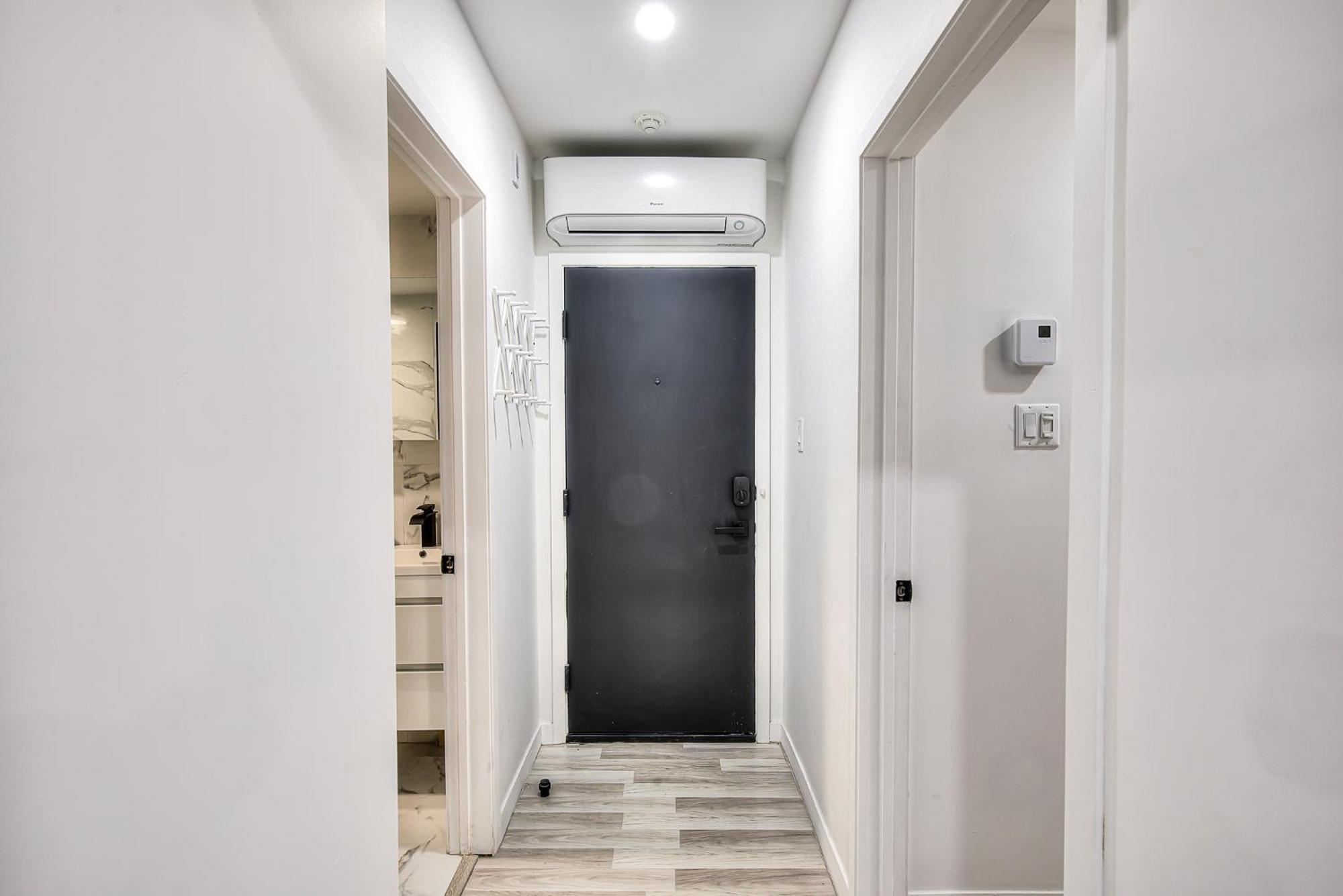 Ndg Dreams! New & Modern 3Br Easy City Life มอนทรีอัล ภายนอก รูปภาพ